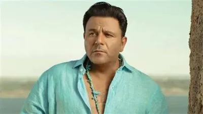 بهذه الكلمات.. عمر طاهر يمدح محمد فؤاد 