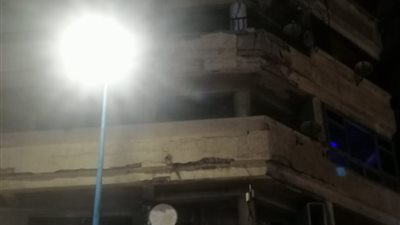 انهارت عليهما شرفة.. إصابة شاب وفتاة في الإسكندرية 