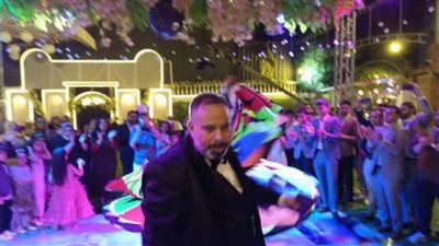 نجوم الفن يحتفلون بزفاف ابنة أحمد الحلواني
