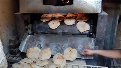 ضبط مخبز بداخله 14 جوال دقيق مدعم مُعد للبيع بالسوق السوداء بالجيزة