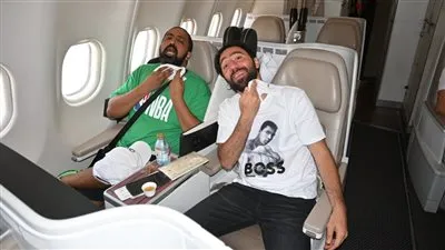 شاهد بالصور.. كوميديا عائلة تس خلال رحلتهم للمشاركة بموسم الرياض للمرة الثالثة