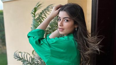  بهذه الطريقة.. ليلى أحمد زاهر تخطف الأنظار بأحدث إطلالتها (صور)