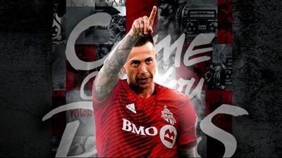 رسميًا.. تورونتو يضم الإيطالي بيرنارديسكي