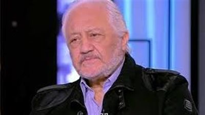 خالد زكي يرد على شائعات تدهور حالته الصحية 