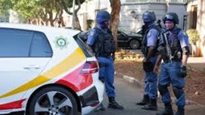 مقتل أربعة وإصابة إثنين آخرين بسبب لعبة نرد بجنوب إفريقيا 