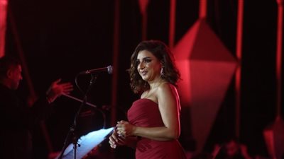 بحضور وزيرة الثقافة.. أنغام تطلق أولى حفلات مهرجان الأوبرا الصيفي
