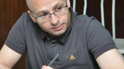 باحث في شؤون 