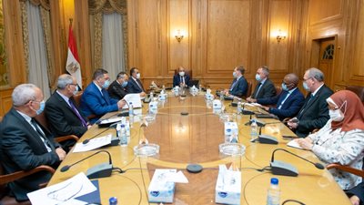 وزير الإنتاج الحربي يستقبل وفد 