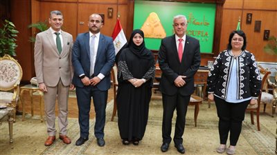 رئيس جامعة المنوفية يستقبل وفد من المجلس العربى للتدريب والإبداع