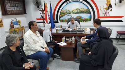 وكيل تعليم أسوان يستقبل ممثلي مشروع إدارة مياه الشرب بصعيد مصر (صور)