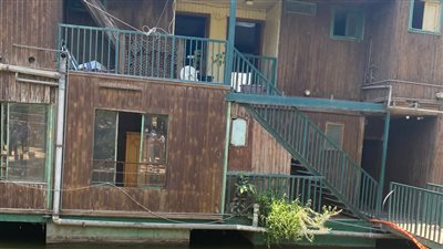  تسليم شقة سكنية للسيدة إخلاص أقدم سكان العائمات النيلية ( صور)