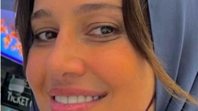 حلا شيحة لمتابعها: