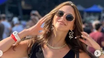 صور رومانسية تجمع خالد عليش بزوجته ميرهان عمرو (صور)