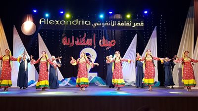 الأنفوشي والشاطبي كامل العدد بمهرجان 