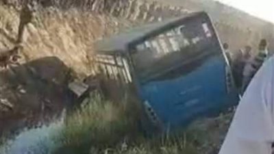 مصرع وإصابة 12 شخصا في انقلاب أتوبيس نقل عام بمصرف بالإسكندرية 