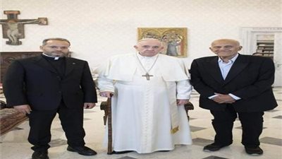 البابا فرنسيس يستقبل مجدى يعقوب بروما 