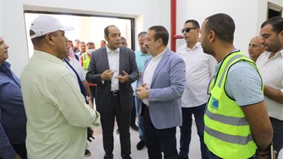 محافظ المنوفية يتفقد 14 مشروعا خدميا وتنمويا ضمن 