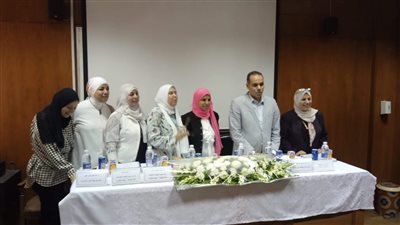 رسالة ماجستير عن ازاحة الارتباط بالبروتين للأدوية بكلية الصيدلة جامعة القاهرة 