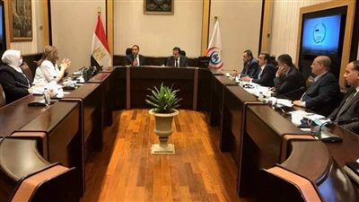 خالد عبدالغفار يتسلم نتيجة مسابقة تعيين 20 أخصائي أشعة بوزارة الصحة