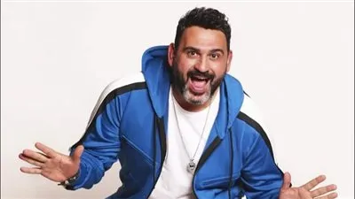 بالمستندات.. أكرم حسني ينهي الجدل حول أغنية 