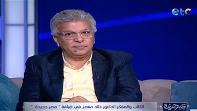 خالد منتصر: 