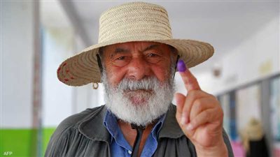 عاجل.. العليا للانتخابات: نعلن إقرار مشروع الدستور الجديد للجمهورية التونسية