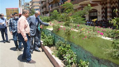 محافظ القليوبية يتفقد أعمال رصف طريق الشموت وأعمال النظافة بمدينة بنها 