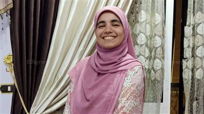 طالبة الشرقية الحاصة على المركز الأول: 