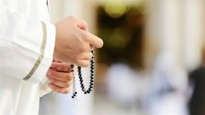 شيخ الشافعية: السبحة ليست بدعة.. والخواتم عادة مأخوذة عن الرسول