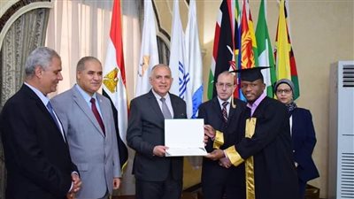 وزير الري يستعرض الأنشطة التدريبية المقدمة للعرب والأفارقة 