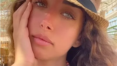 هنا الزاهد تغازل جمهورها ومحبيها في أحدث ظهور لها