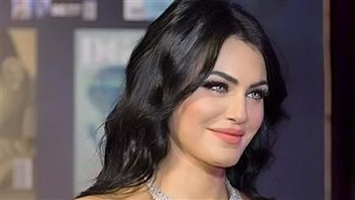 دارين حداد تستعرض لياقتها في أحدث ظهور لها 