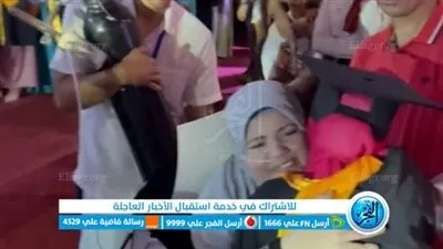 رغم مرضها.. أم بالمنوفية تحضر حفلة تخرج ابنتها بأنبوبة أكسجين 