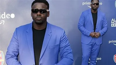 دانيال كالويا يحتفل بالعرض الخاص لمسلسل All or Nothing: Arsenal