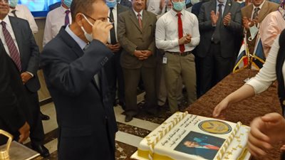 تعرف على اخر قرارت رئيس هيئة الرقابة المالية قبل رحيله 