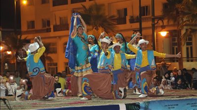 فرقة الحرية للفنون الشعبية تخطف الأنظار بفعاليات صيف بلدنا 2