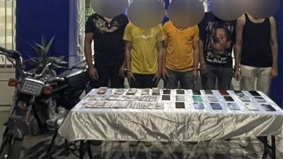 كشف ملابسات فيديو سرقة شخصين هاتف أحد المواطنين بمصر الجديدة 