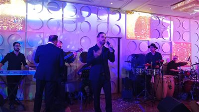 وائل جسار يشعل كورنيش القاهرة بحفل غنائي 