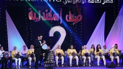 وزيرة الثقافة تسلم شهادات تخرج الدفعة الثانية لمبادرة 