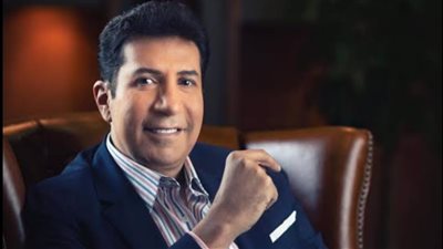 هاني رمزي يكشف عن الحالة الصحية للزعيم عادل إمام: 