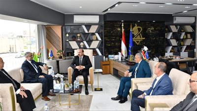 ننشر تفاصيل لقاء وفد وزارة التخطيط بمحافظ أسوان