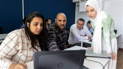 المركز الألماني للوظائف والهجرة يعلن توفير تدريبات جديدة للشباب المصري.. اعرف التفاصيل