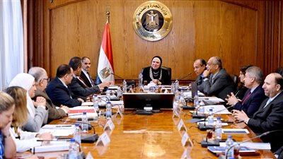 نيفين جامع:حريصون على إعداد جيل من الشباب المؤهل للعمل في مجال التجارة الخارجية 