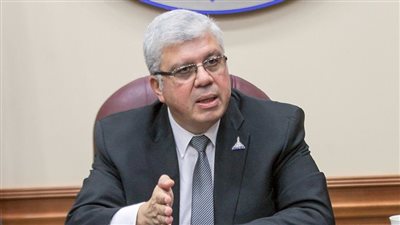 أيمن عاشور: 377 برنامجًا جامعيًا ضمن 