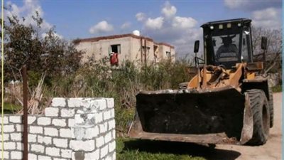 محافظ الإسكندرية يوجه بالبدء في إزالة التعديات على أراضي الدولة 