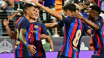 صفقة تبادلية محتملة بين مانشستر يونايتد وبرشلونة