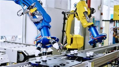 خبير اقتصادي: أوروبا تعتمد على الروبوتات بسبب ارتفاع معدل أعمار السكان