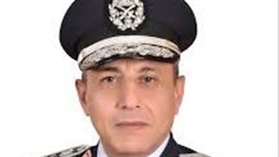 من الفريق محمد عباس حلمي وزير الطيران المدني الجديد