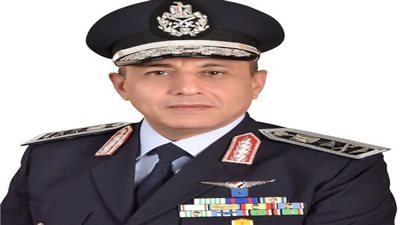 20 معلومة عن الفريق محمد عباس حلمي وزير الطيران المدني الجديد