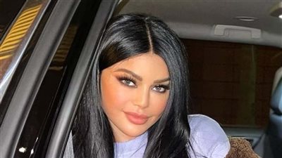 بالأزرق.. هيفاء وهبي تنشر صورًا من كليب 